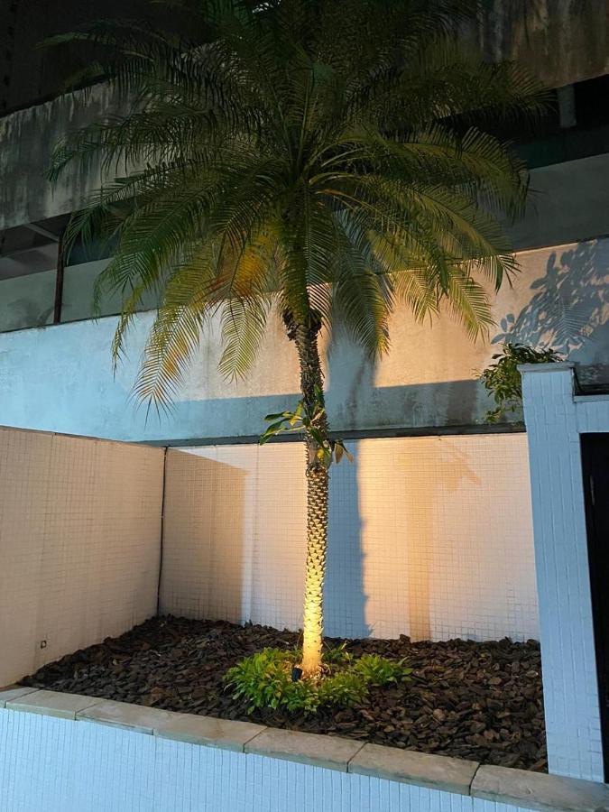 Flat em Pitangueiras - sacada gourmet, 3 dorms, limpeza diária e serv de praia Apartamento Guarujá Exterior foto
